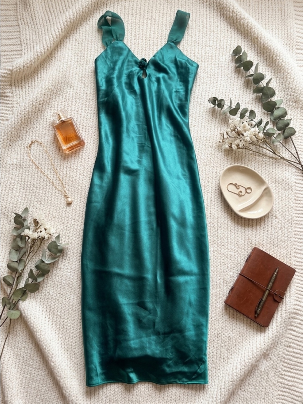 Vintage Y2K Emerald Green Slip Jewel Tone Dark Romantic Dreamy Cottagecore Small